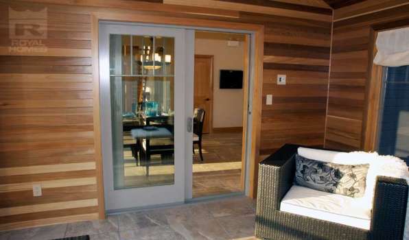 Interior Doors/Handles
